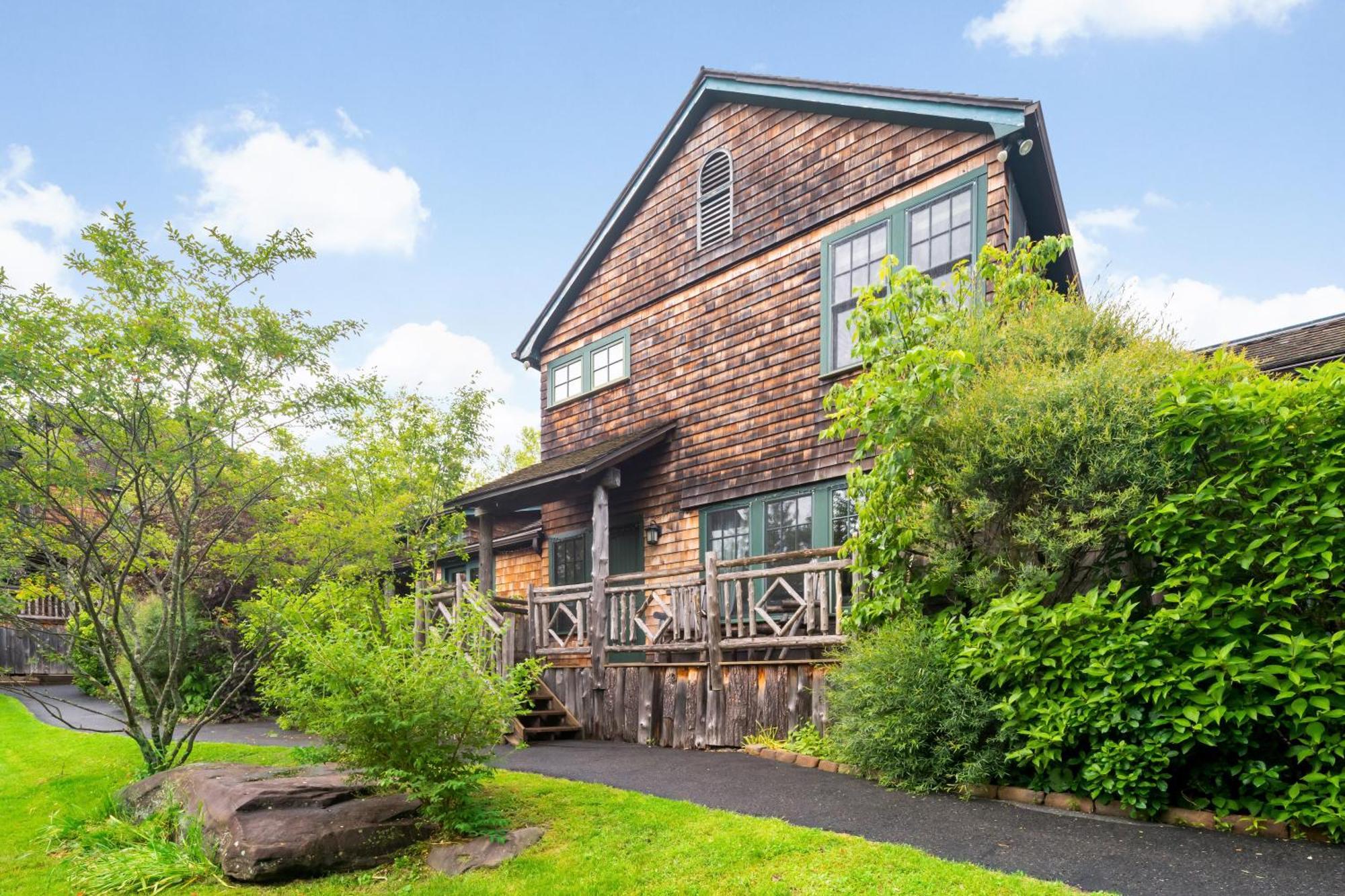 Hotel Mountain Brook タナーズビル エクステリア 写真